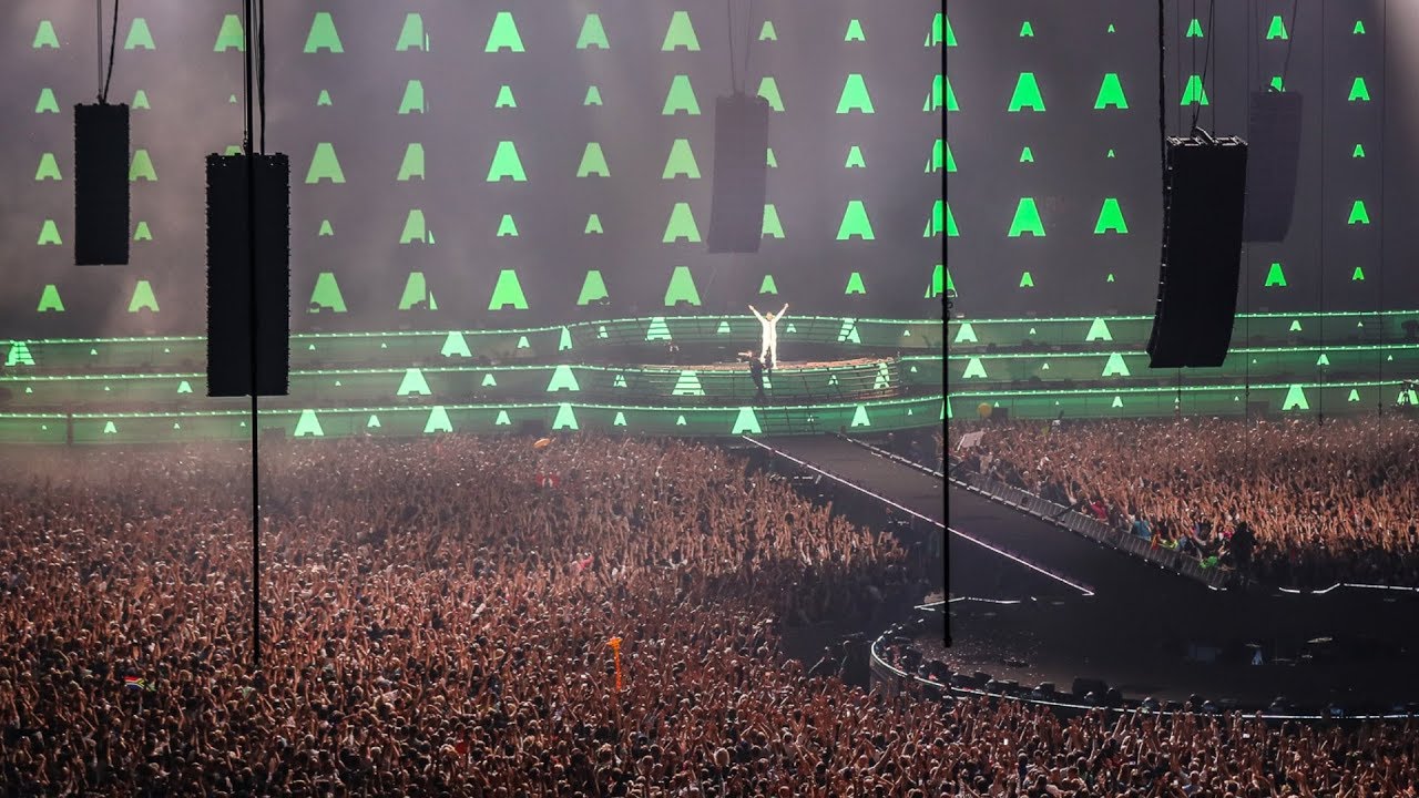 Armin van Buuren & Mark Sixma – Panta Rhei (Live at The Best Of Armin Only)