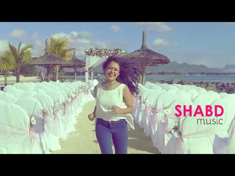 Neha kakkar singing song - - - - dil diya gallan