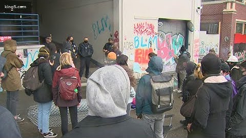 SPD Police Chief visits boarded up East Precinct in 