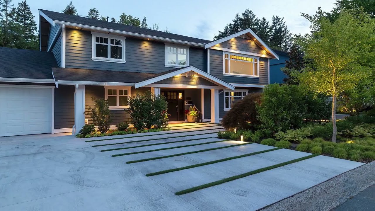 2024 Circle of Excellence: Fossil Landscape Construction