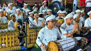 Manis Bebarongan Klasik Enak  Sering Didengar Sepanjang Masa Umat Hindu Bali Nusantara