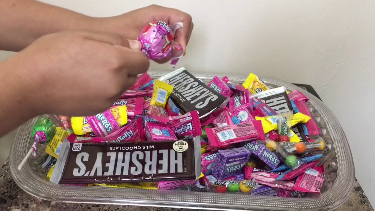Opening And Playing With Candy Part 2 🍭🍬🍫🍬🍭🍫 Youtube