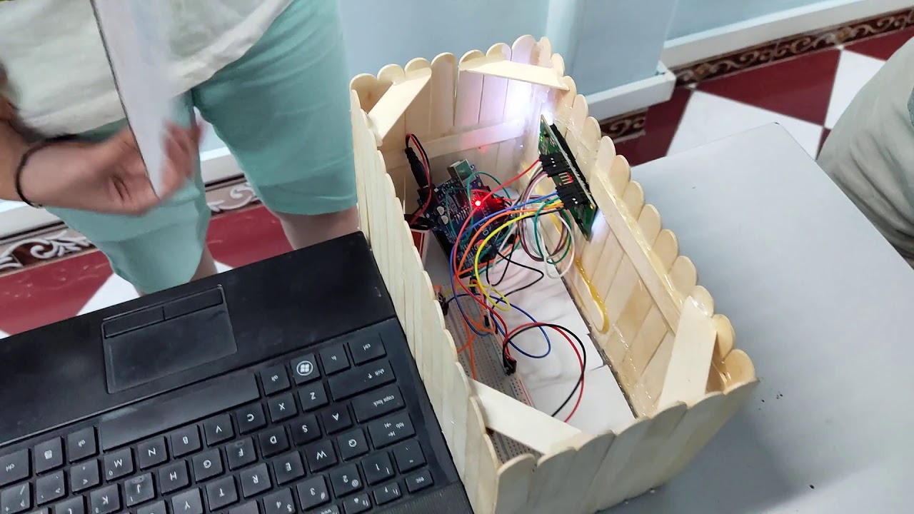 Sản phẩm lớp Arduino tại Techmaster - YouTube