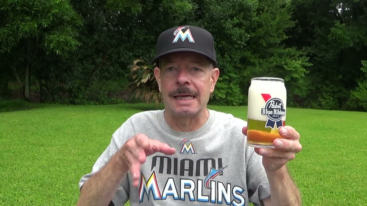 Louisiana Beer Reviews: Pabst Blue Ribbon (A-B InBev-brewed variant)