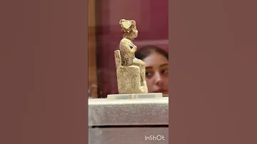 خوفو ملقينالوش غير دا 