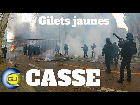 Casseurs, barricades, incendie. Gilets jaunes, Paris, 26 janvier, acte 11.