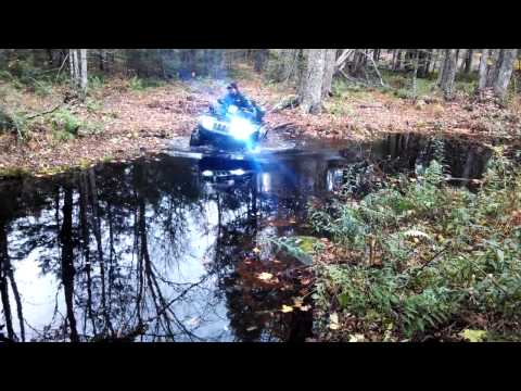 2005-arctic-cat-500-4x4-atv---stream-crossing---maineyak