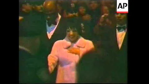 Legendary singer Liza Minnelli has split with husb...