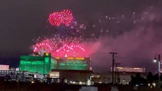New Year's Fireworks in Las Vegas! 2023 #happynewyear by TPF! Travel Plus 958 views 1 year ago 9 minutes, 3 seconds