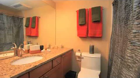 Unit 4 at 1004 14th St. (Cedar House)