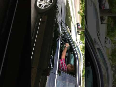   الله يطول عمره سيدي و تاج راسي