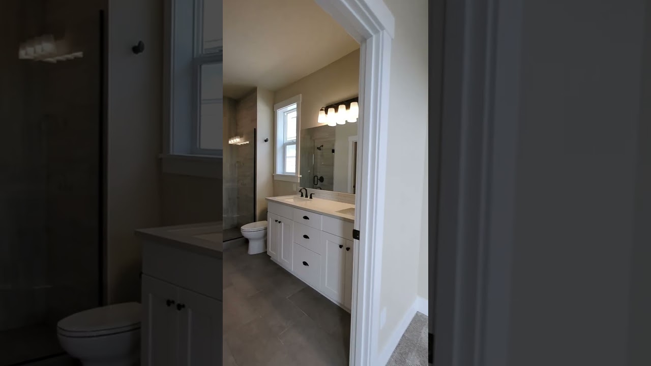 4252 SW 40th Street Redmond