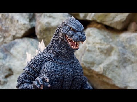 X-plus Gigantic Godzilla 1989 - YouTube