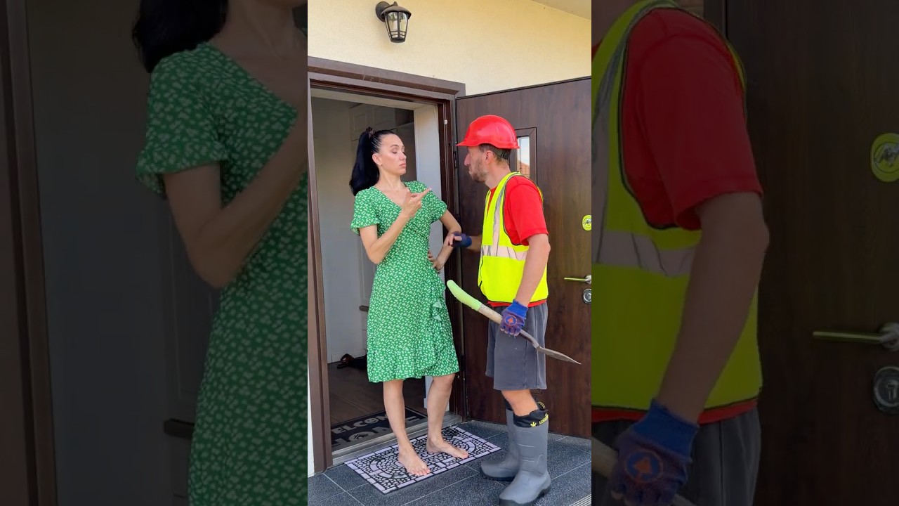 They make no sense together. Funny family  #comedy #couple