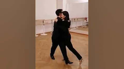Tango class, Close embrace figures, Walking/ Camin...