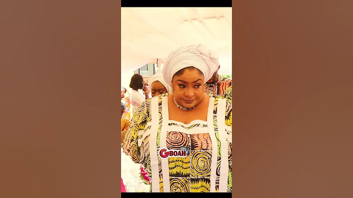 Moment of Truth: Foluke Daramola’s Hand Shakes as She Buries Her Mother