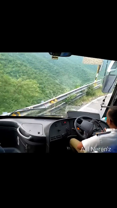 Volvo Bus Amazing Steering Action for a Single Point Ghat Section Turn.
