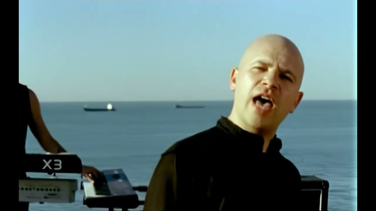 Yüksek Sadakat - Kafile (Official Music Video)