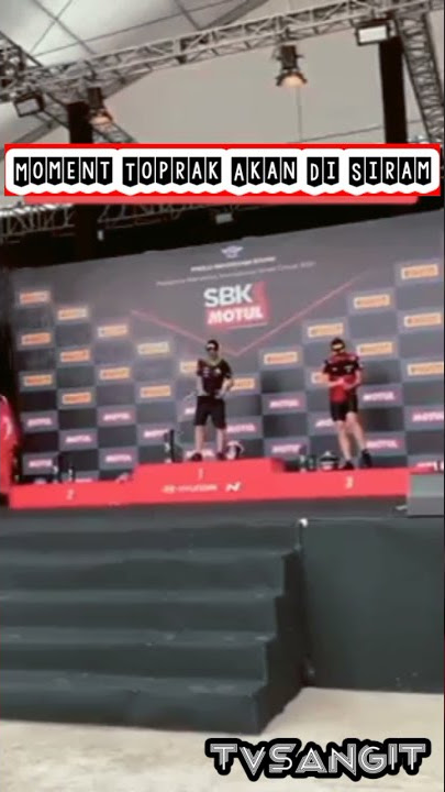 Momen Toprak Hindari Selebrasi Sampanye  Di Podium Sirkuit #shorts #sirkuitmandalika #motogp #wsbk
