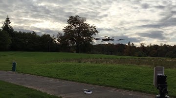 Drone (pixhawk + raspberry pi 3) following a Roomba