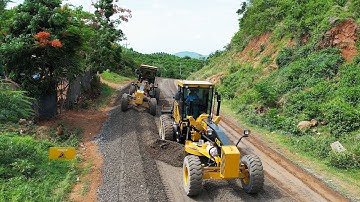 Excellent Work Spreading Gravel For Building New Provincial Foundation Roads With A SANY C8S Grader