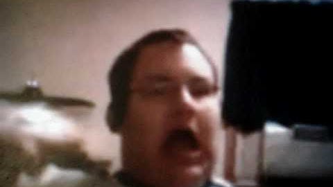 Numa Numa Guy Hears The Chipmunks