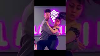 Jhonny Evidence - Mi Otra Mitad (Dance)