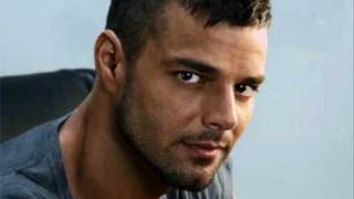 Video thumbnail of "Ricky Martin - Con tu nombre (salsa).wmv"