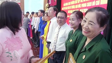 QUẬN 10 KHEN THƯỞNG GƯƠNG ĐIỂN HÌNH HỌC TẬP VÀ LÀM THEO TƯ TƯỞNG, ĐẠO ĐỨC, PHONG CÁCH HỒ CHÍ MINH