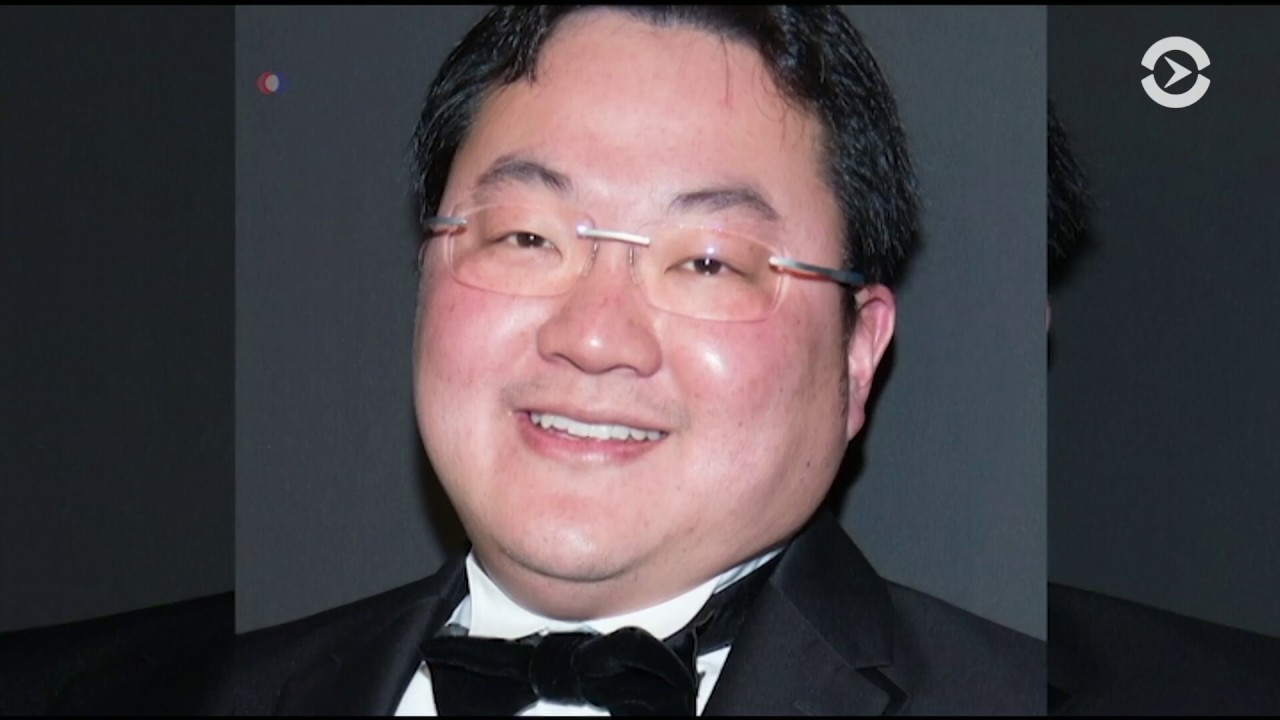 Миранда Керр отдала свои бриллианты американским следователям