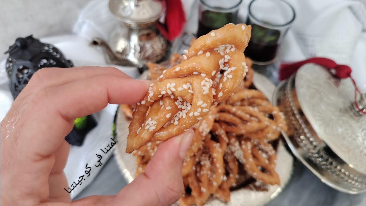 ڨراوش ببيضة واحدة و كمية وفيرة مع أسهل طريقة للتشكيل👌🏻تحلية إقتصادية للسهرات الرمضانية 🌙😍