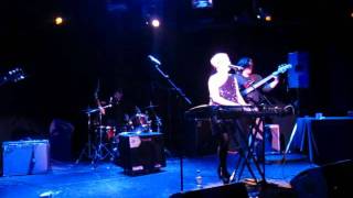 Video thumbnail of "Blue Kid - Crush - live at (le) Poisson Rouge / CMJ 2011"