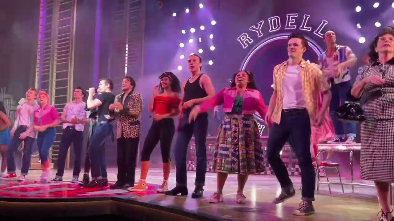 Closing night of Grease, London, 29th October, 2022 YouTube