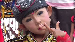 sosok jathil cilik di dunia ada di ponorogo jawa timur indonesia