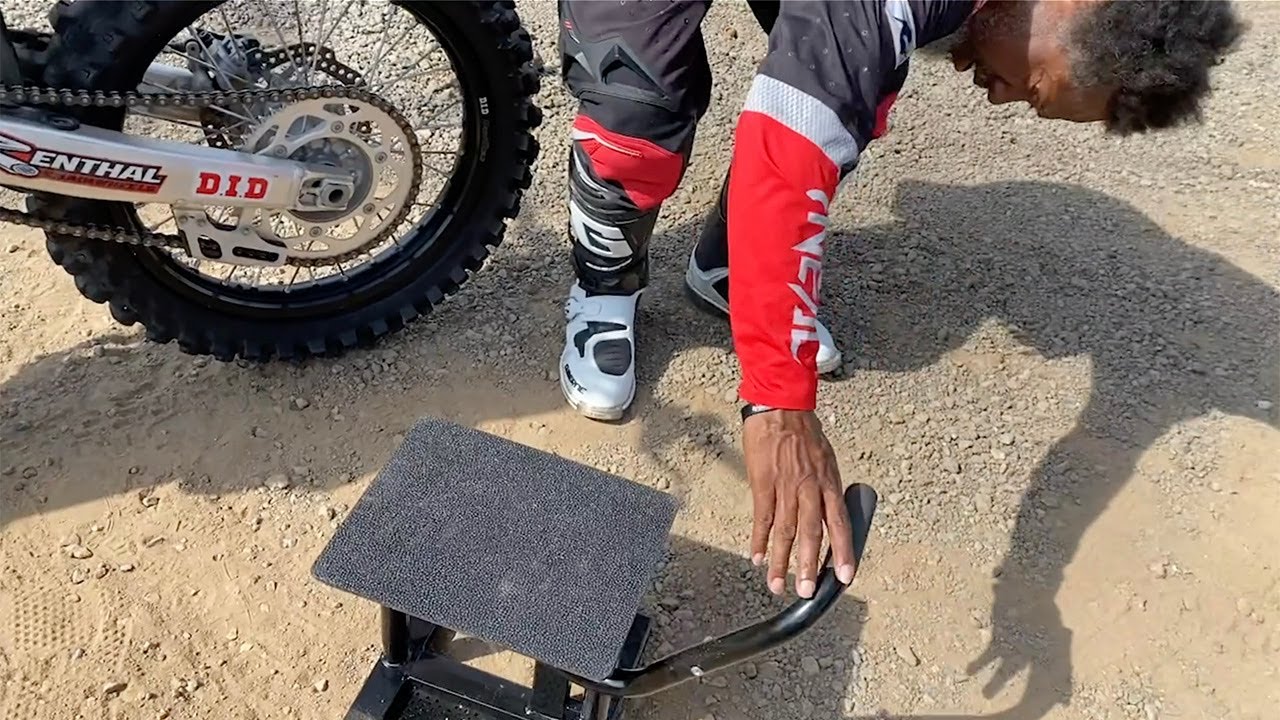 Who Uses a Lift Stand? | SML Garage - YouTube