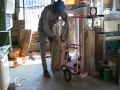 美善　米袋運搬台車うんぱんマン　作業風景