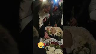 Мать Навального прощается,з сыном