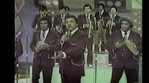 SONORA SANTANERA - ESTOY PENSANDO EN TI