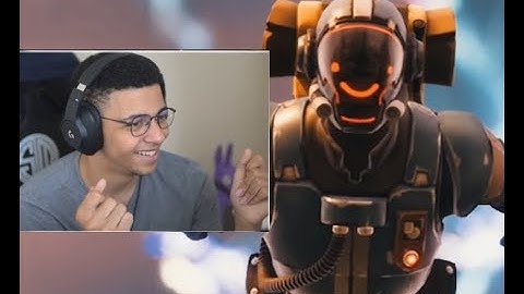 Myth reacts to "How to Be a Combat Medic" by Sushii Films