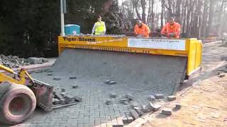 Machinaal Herbestraten Van Rijsbergen Bestratingen Bv