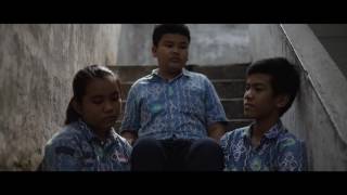 FPS (Filmmaker Pelajar SMPN2) Medan "Penasaran" Schene : Lem setan