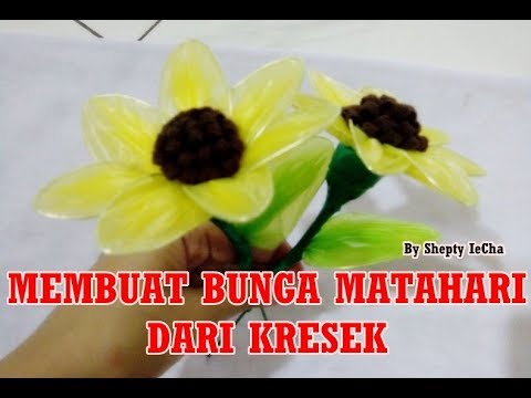  CARA  MEMBUAT  BUNGA  MATAHARI  DARI  KANTONG PLASTIK  KRESEK  