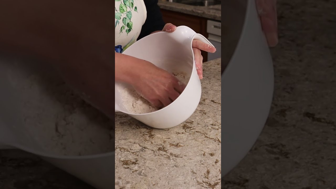 How To Make The SOFTEST Flour Tortillas Only 4 Ingredients Part 1