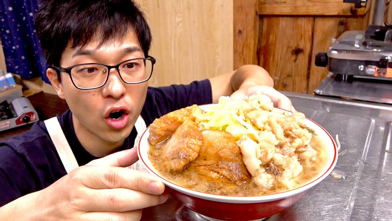 普通は食べない超巨大ダツをさばいて黄金の味に料理してやる Youtube