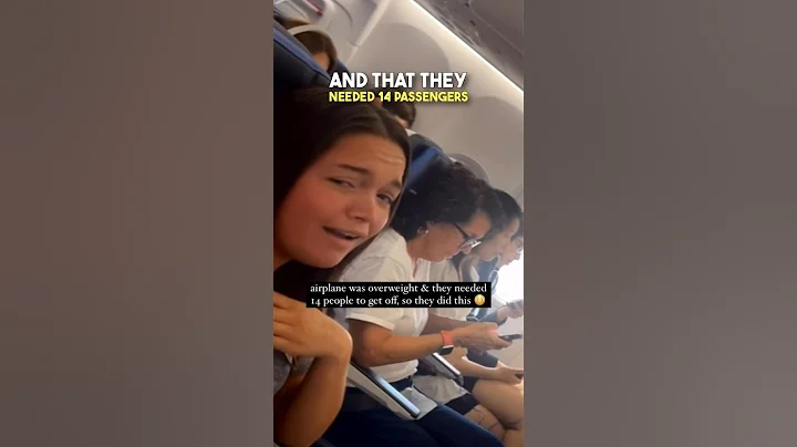This airplane kicked off 14 passengers 😳
