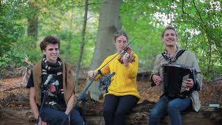 Download Lagu Kylassin en Kornuiten - Scottiche de la tête MP3