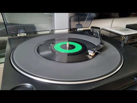 Aiwa PX-E80 - YouTube Aiwa PX-E80 - YouTube