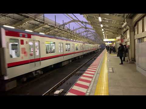 東京メトロ日比谷線南千住駅入線シーン