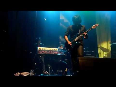 Bayou l'Hanya Dirimu' live senayan