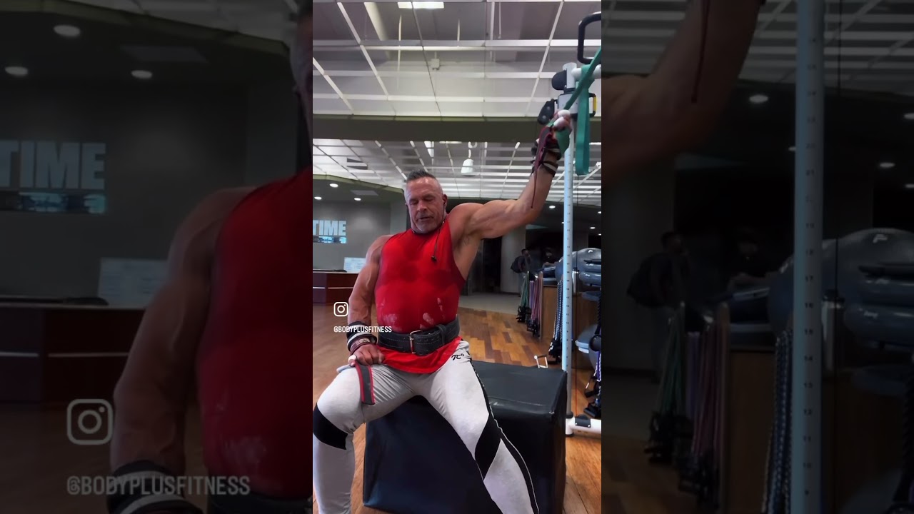 If you really wanna flex your lat and learn how to contract with more isolation try these